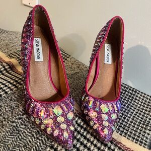 Steve Madden pink studded Heel